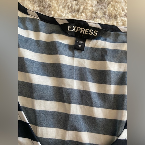 Express blouse - Picture 2 of 2